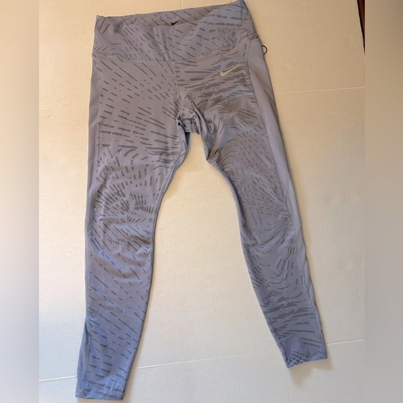 Nike Fast Dri fit running legging tights with reflective streaks in size L. G5 - Picture 4 of 16